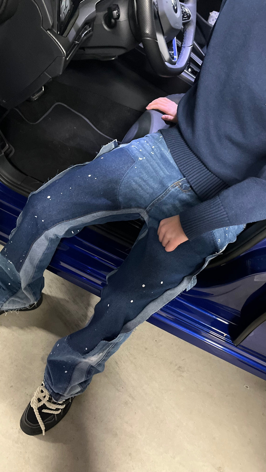 MOSTIN | FLARED CARPENTER