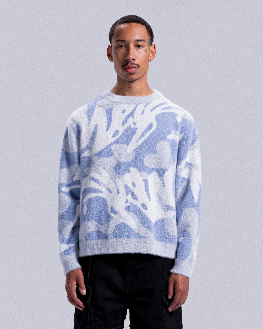 JOSH | FLUFFY SWEATER